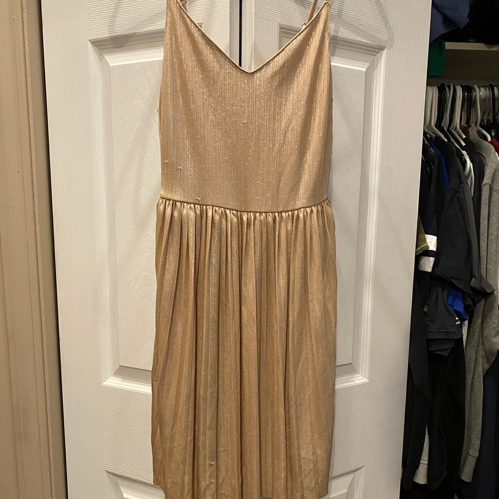 Gold holiest dress